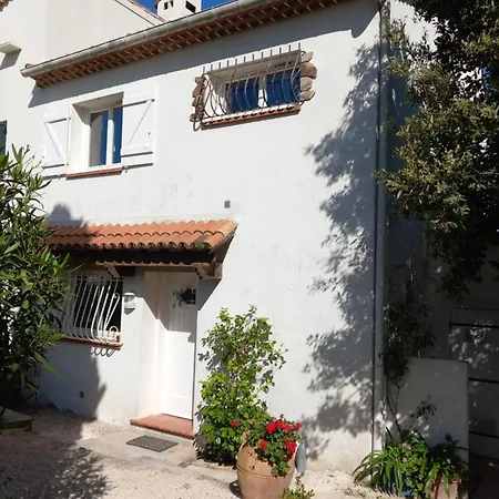 Havre De Paix, Et Jardin Luxuriant Holiday home *